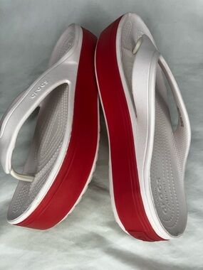 Crocs Crocband platform flip flops 11 never worn